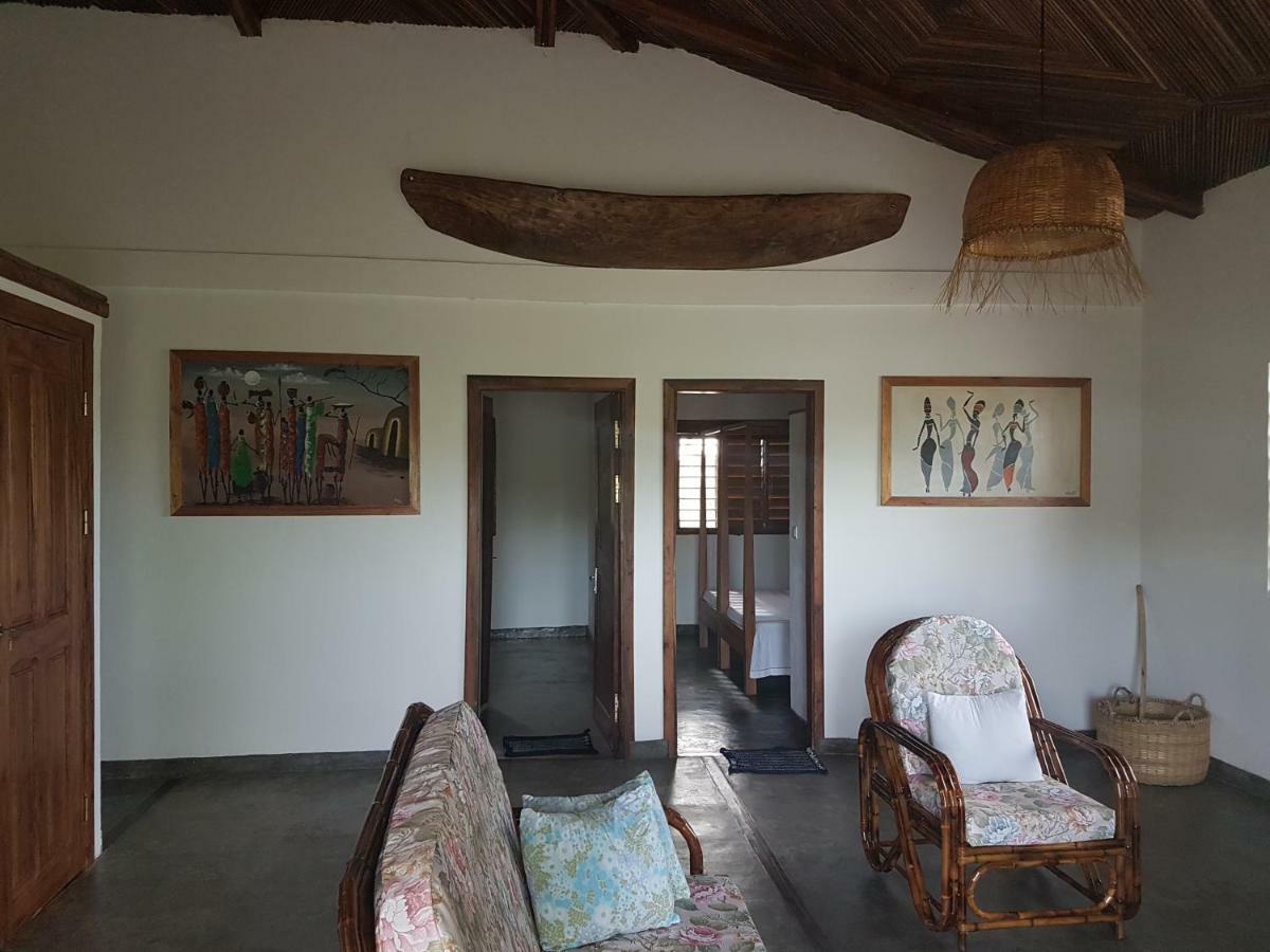 Les Hibiscus Vila Ambondrona  Exterior foto