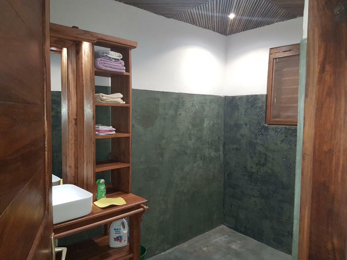 Les Hibiscus Vila Ambondrona  Exterior foto